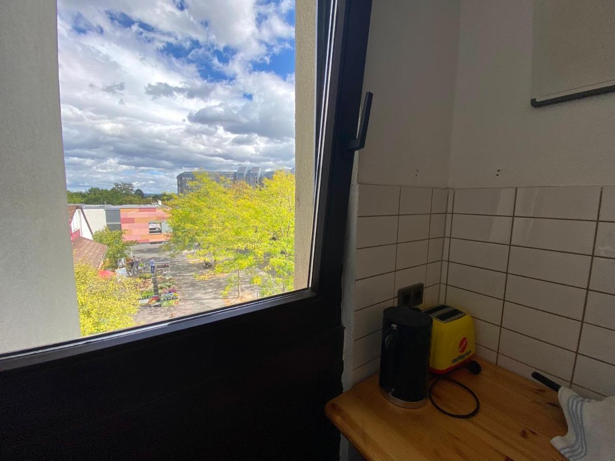 Private Room With Free Parking 코블렌츠 외부 사진